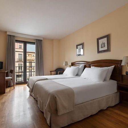 Exe Astur Plaza Hotel Astorga Exterior foto