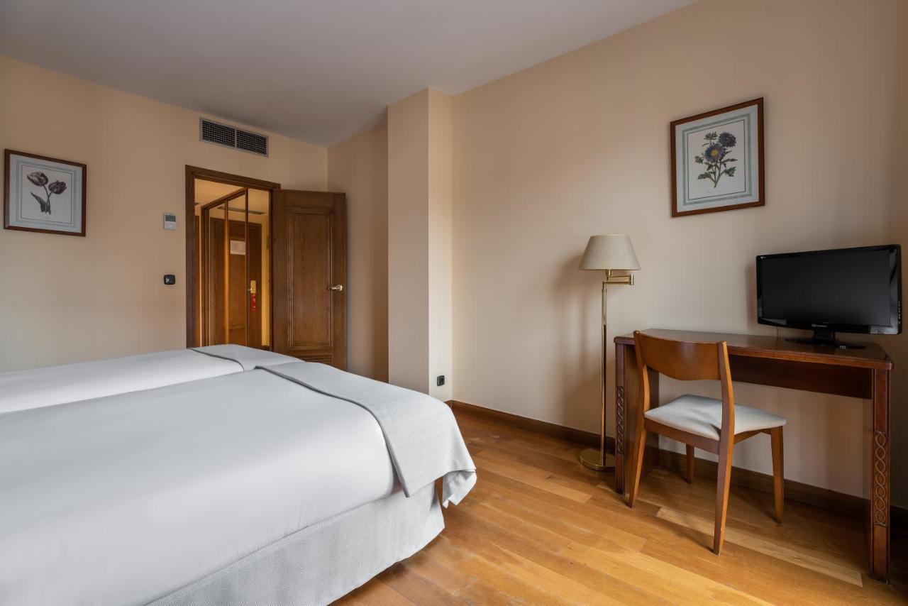 Exe Astur Plaza Hotel Astorga Exterior foto