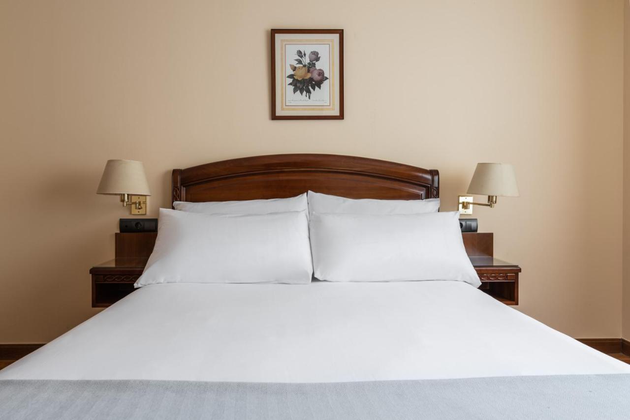 Exe Astur Plaza Hotel Astorga Exterior foto