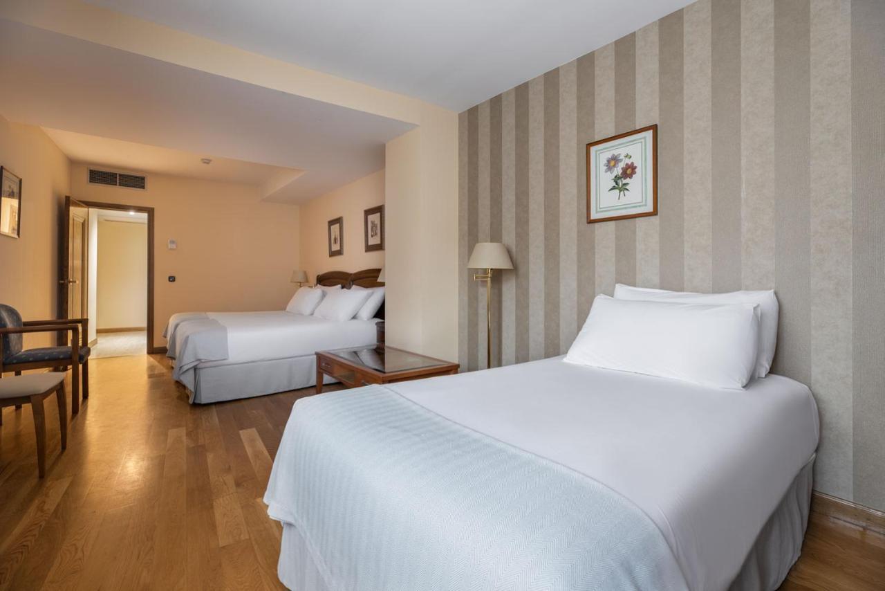 Exe Astur Plaza Hotel Astorga Exterior foto